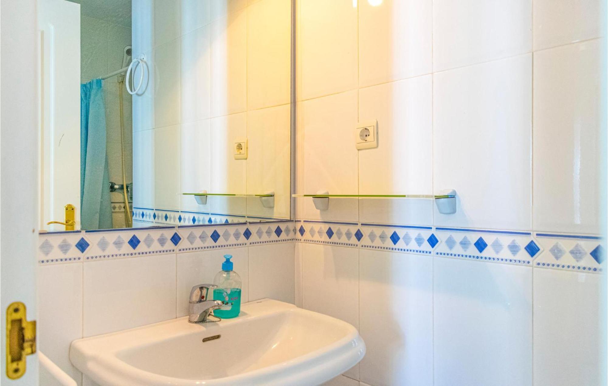 Lovely Apartment In Marbella With Kitchenette Zewnętrze zdjęcie