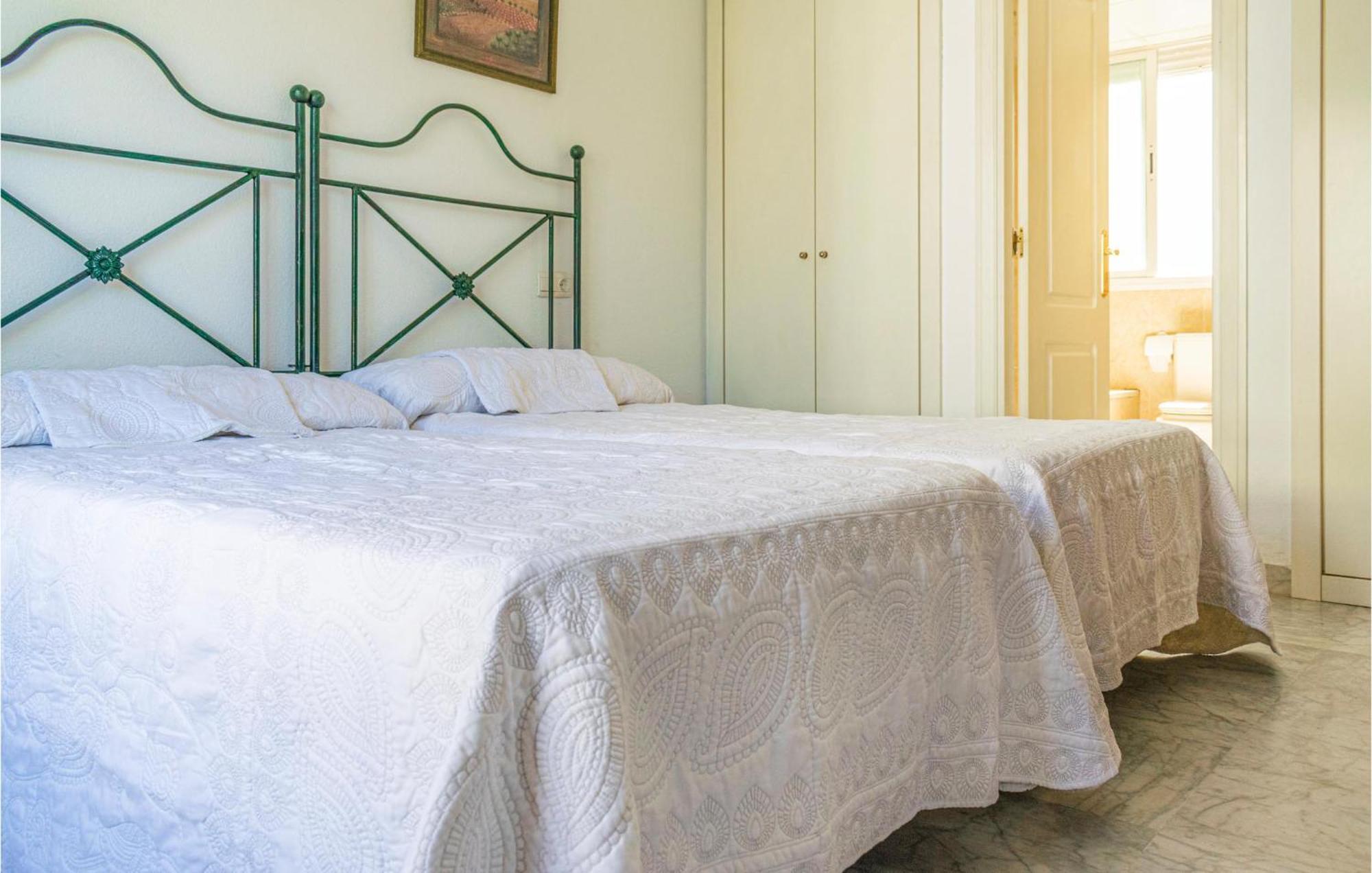 Lovely Apartment In Marbella With Kitchenette Zewnętrze zdjęcie